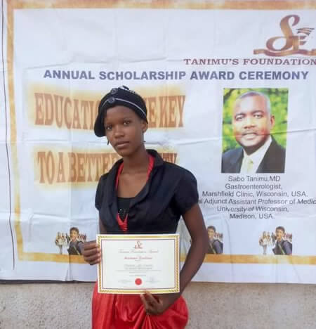 Overall best student, Ms. Nwokocha Joy Anwurika from Command Day secondary school, North Bank, Makurdi at the award ceremony of the 2015 Tanimu foundation award, held on December 14th, 2015.